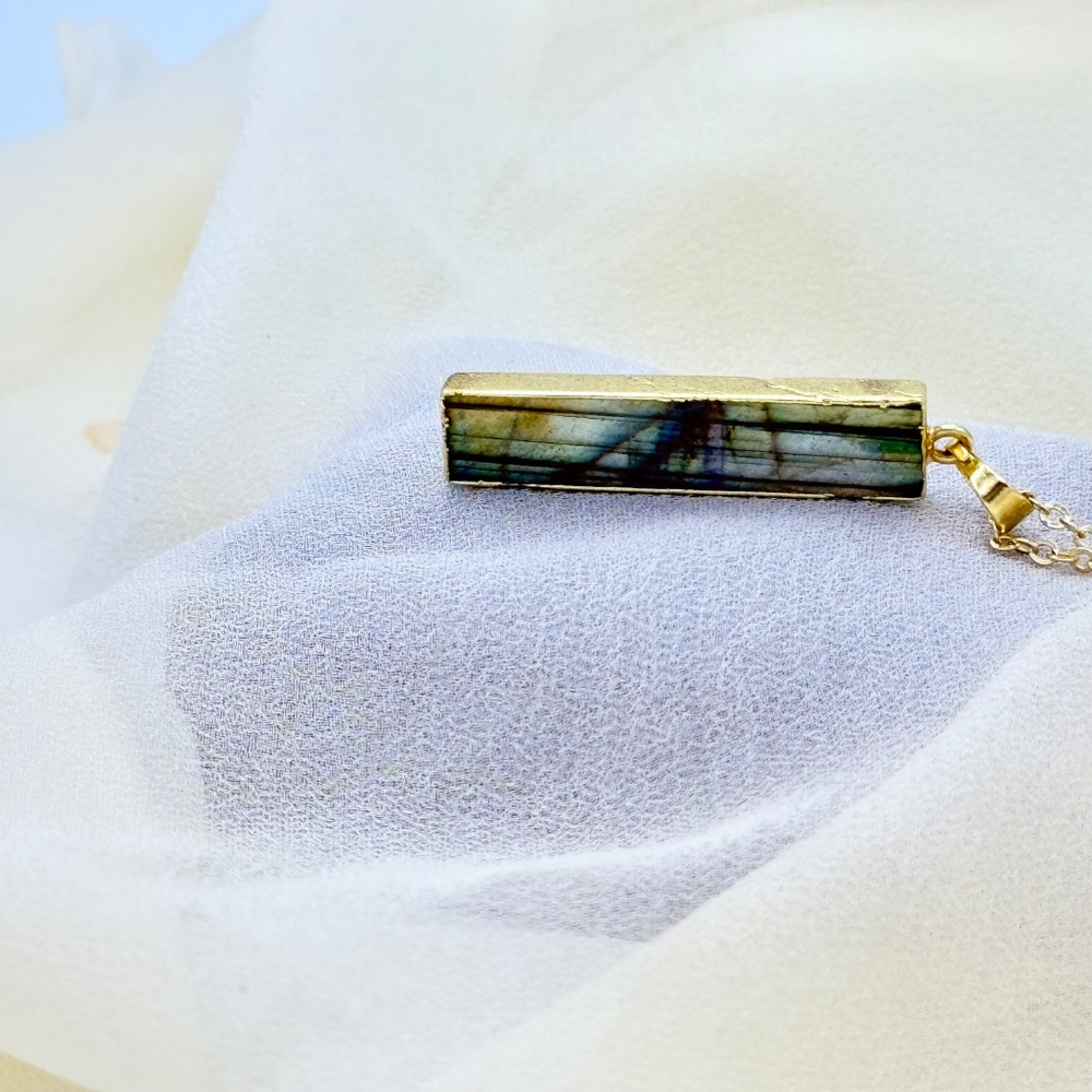 Natural Labradorite Pendant Rectangle Boho Layering Necklace Gold Tone Chain 20 - Picture 6 of 10
